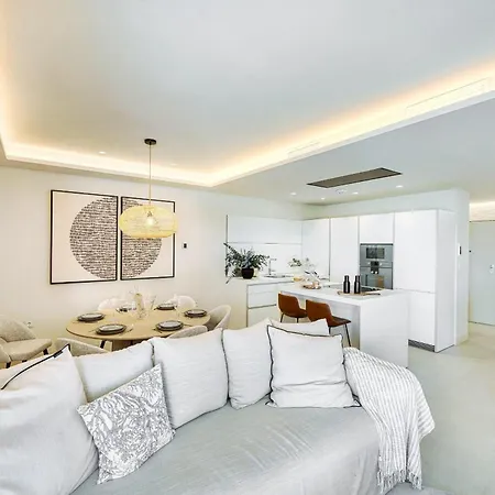 Апартаменты 3001 Velaya Beachfront Luxury Эстепона