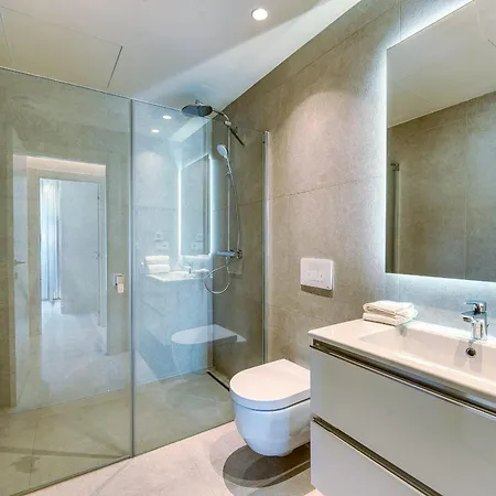Апартаменты 3001 Velaya Beachfront Luxury