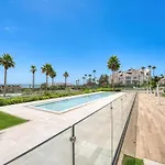 Apartmán 3001 Velaya Beachfront Luxury