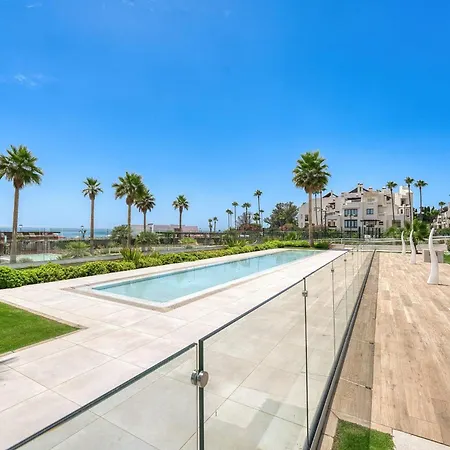 Apartman 3001 Velaya Beachfront Luxury